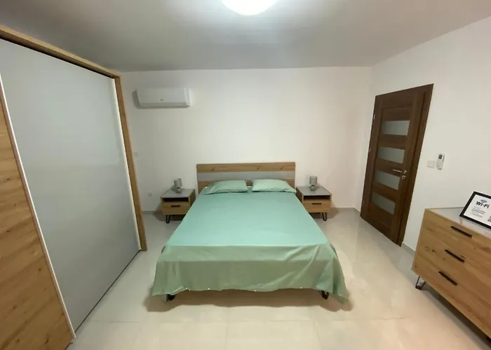 Quiet Comfort 3-bedroom - Ideal For Families And Business - Near Airport